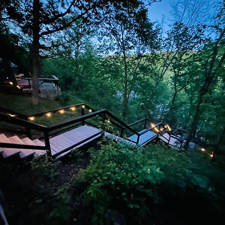 Henry Hollow Retreat Terrace Eureka Springs Exterior photo